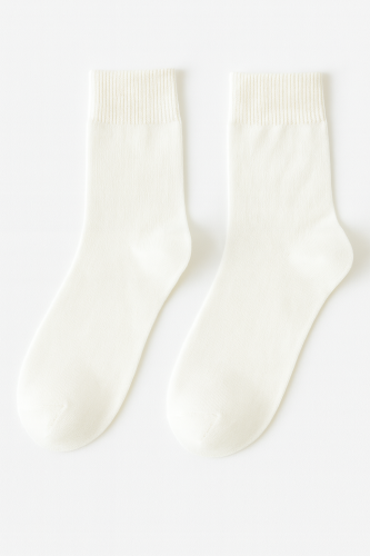 biale-skarpety-meskie-bawelna-premium-produkt-na-bialym-tle-39-43